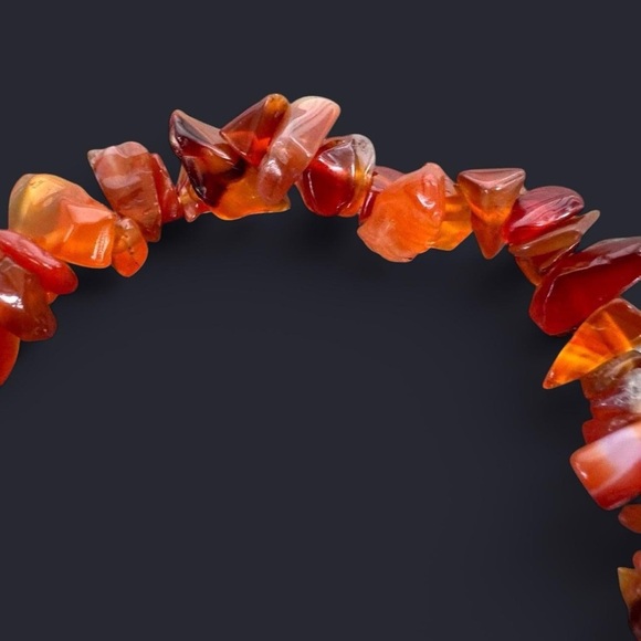 Carnelian Agate Crystal Bead Bracelet - Picture 5 of 6